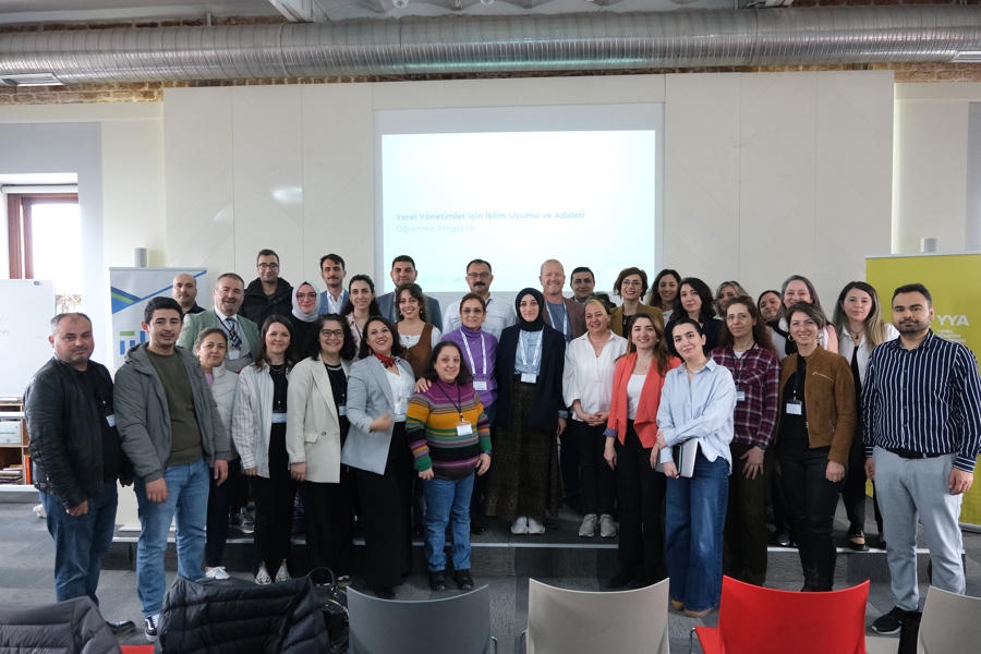 COP31’e Giderken Yerel Yönetimler İçin İklim Uyumu ve Adaleti Öğrenme Programı}