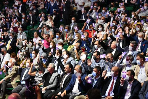 Gölgeden Çıkan Kamusallık: Kentlerde Katılımın Yeni İmkânları