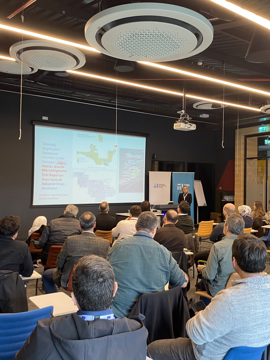 “Belediyelerde Veriye Dayalı Stratejik Karar Alma Çalıştayı” Düzenlendi}