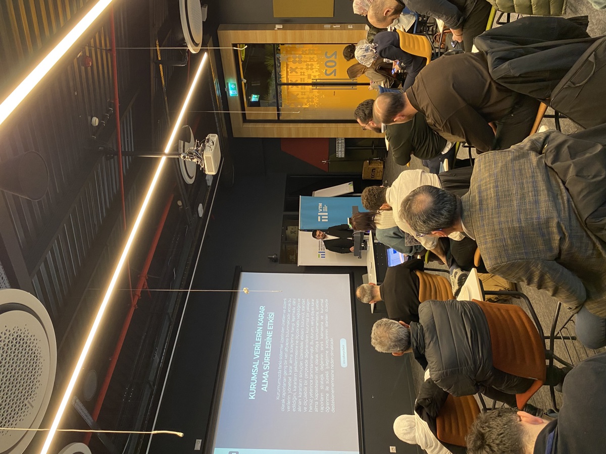 “Belediyelerde Veriye Dayalı Stratejik Karar Alma Çalıştayı” Düzenlendi}