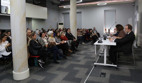 KEBİKEÇ Seminerleri'nde Özel Konu ve Araştırma Kütüphaneleri ile Belediye Kütüphaneleri Konuşuldu