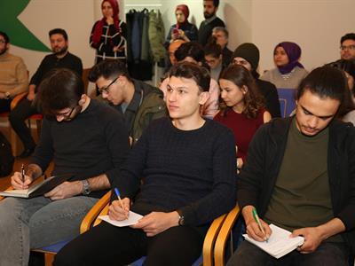 Prof. Dr. Ruşen Keleş, Şehir Konuşmaları’nın Konuğu Oldu}