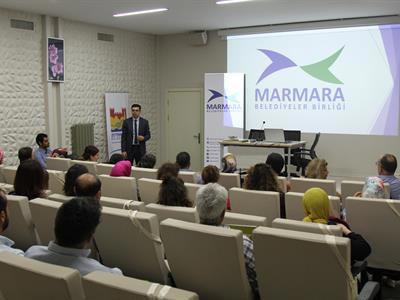 Kütüphane ve Bilgi Merkezleri Platformu Millet Kıraathanesi’nde Toplandı}