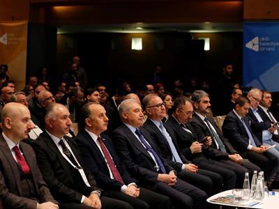 Akıllı Şehirlerin Geleceği Bu Zirve’de Konuşuldu}