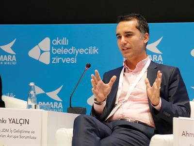 Akıllı Şehirlerin Geleceği Bu Zirve’de Konuşuldu}