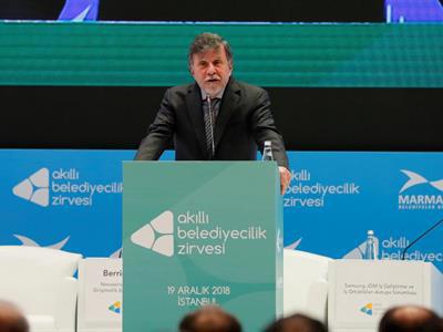 Akıllı Şehirlerin Geleceği Bu Zirve’de Konuşuldu}