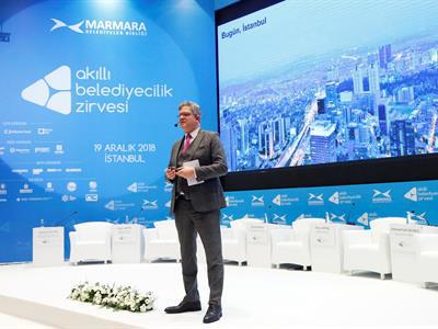 Akıllı Şehirlerin Geleceği Bu Zirve’de Konuşuldu}