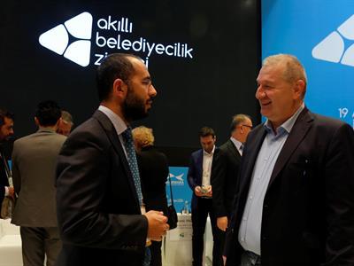 Akıllı Şehirlerin Geleceği Bu Zirve’de Konuşuldu}