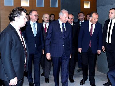 Akıllı Şehirlerin Geleceği Bu Zirve’de Konuşuldu}