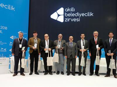 Akıllı Şehirlerin Geleceği Bu Zirve’de Konuşuldu}