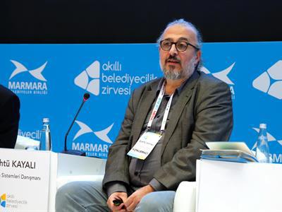 Akıllı Şehirlerin Geleceği Bu Zirve’de Konuşuldu}