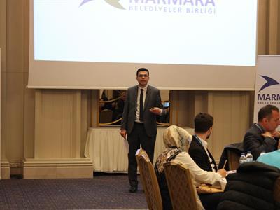 İdeal Kütüphane Standartları Tartışıldı}