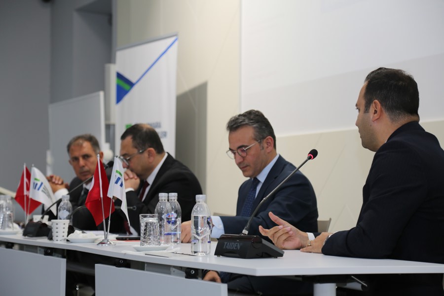 Çevre Kanunu’ndaki Değişiklikler Bu Panelde Ele Alındı}