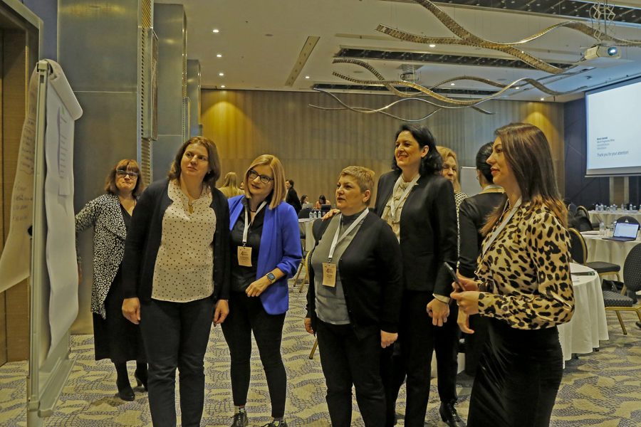 4. Güneydoğu Avrupa Kadın Beledı̇ye Başkanları Forumu İlham Verdi}