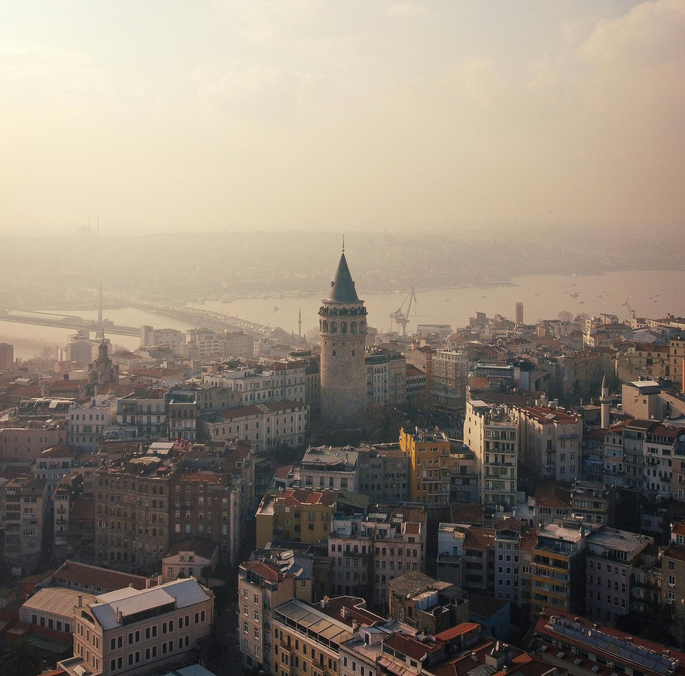 İstanbul Medeniyet Üniversitesi Yerel Yönetimler ve Şehircilik Tezsiz Yüksek Lisans Programı Başvuruları Başladı}